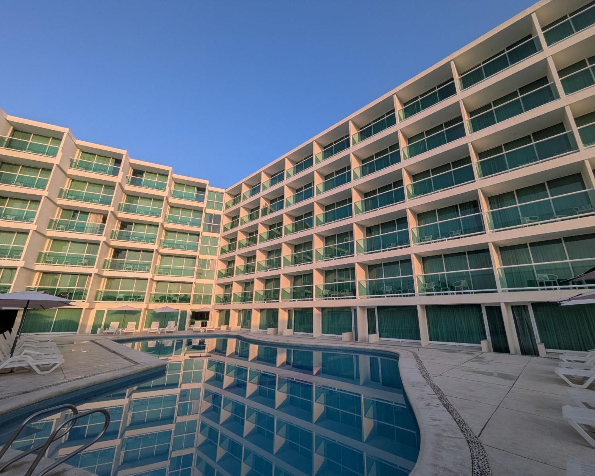 We Hotel Acapulco Eksteriør bilde